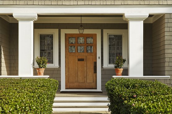 Entry doors in Ottawa